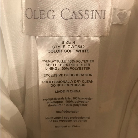 Oleg Cassini Wedding Dress - Picture 4 of 8